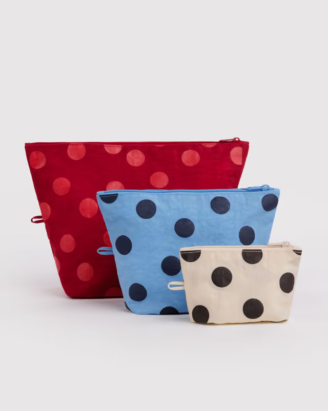 POUCHES & ORGANIZATION
